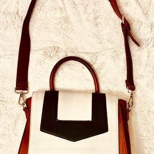 Fashion shoulder bag, brown, white and black